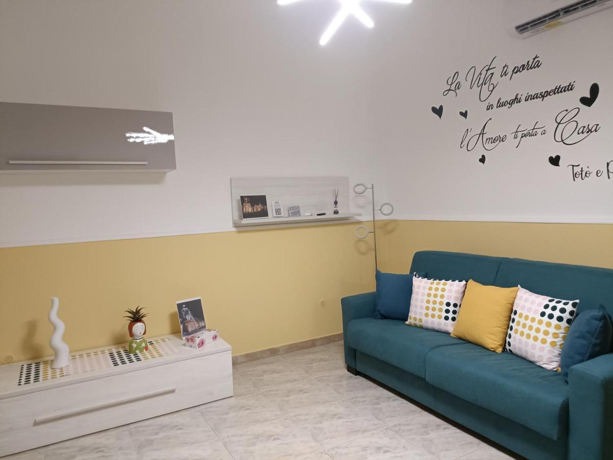 Casa Vacanze Campi Salentina Zewnętrze zdjęcie